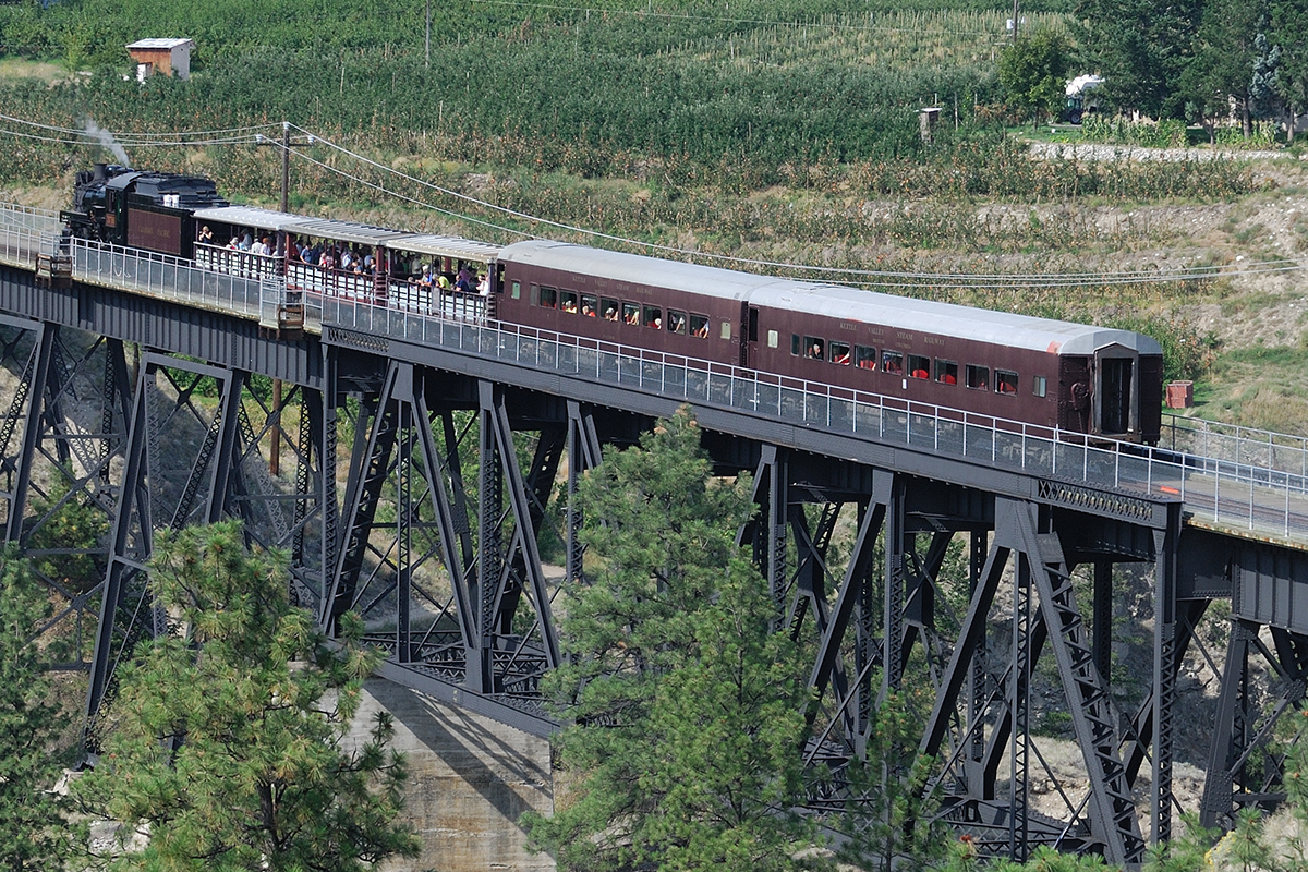 train trips Canada